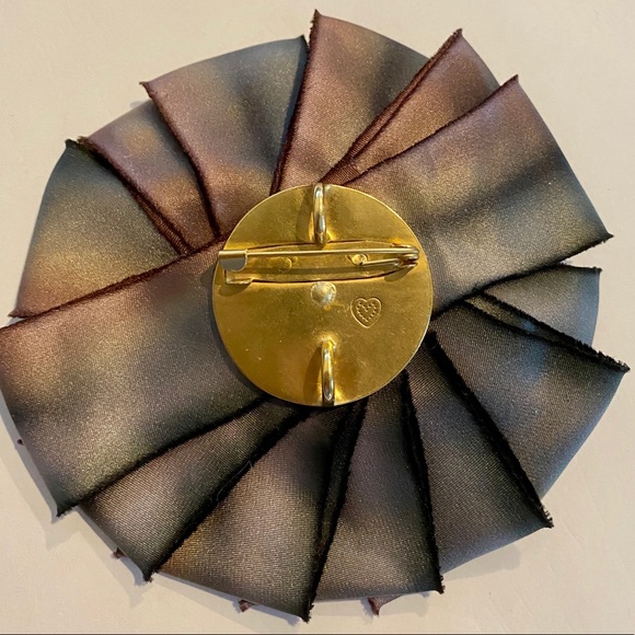 Beautiful Silky Ribbon Brooch/Hair/Scarf Clip - Picture 4 of 5